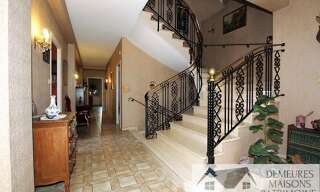 Maison 9 Pièces 299 m² à vendre à Foix (09000)