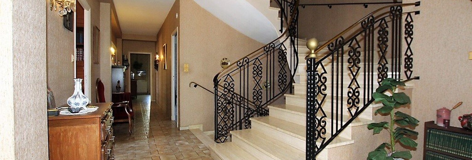 Maison 9 Pièces 299 m² à vendre à Foix (09000)