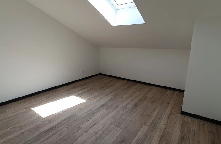 Bien vendu : Appartement  Fourmies (59610) — photo 4