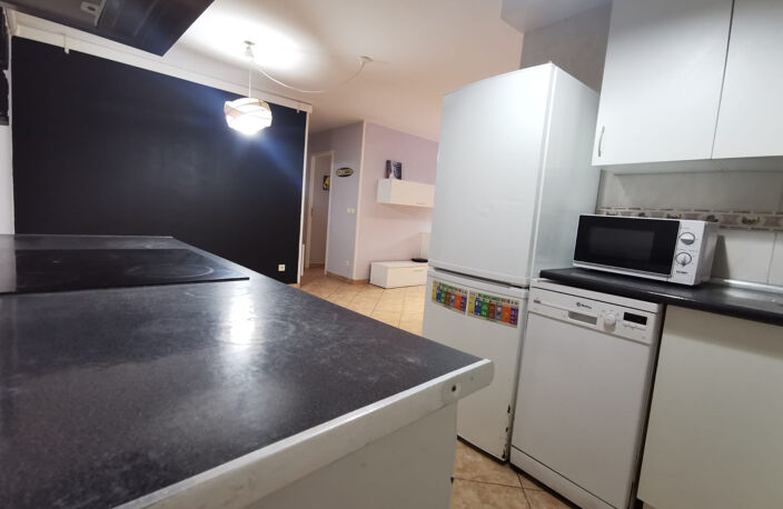 Appartement de Type T3 bis proche des commerces — photo 5