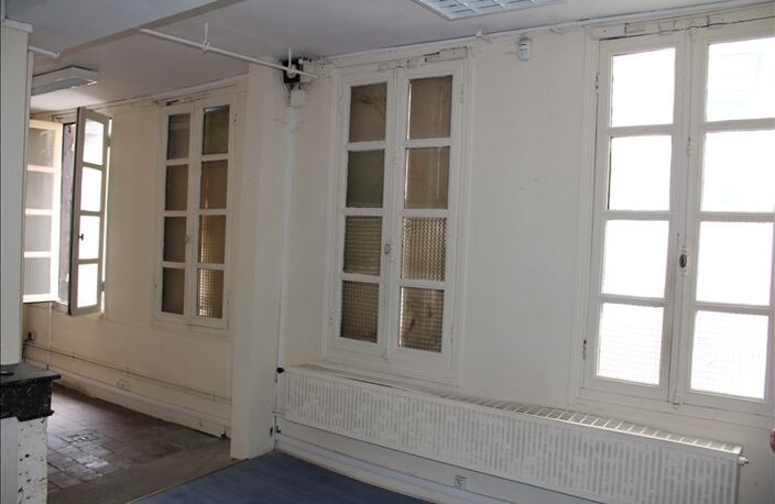 AUXERRE - Immeuble de 150 m2 - Centre Ville Historique -  idéal investissement — photo 4