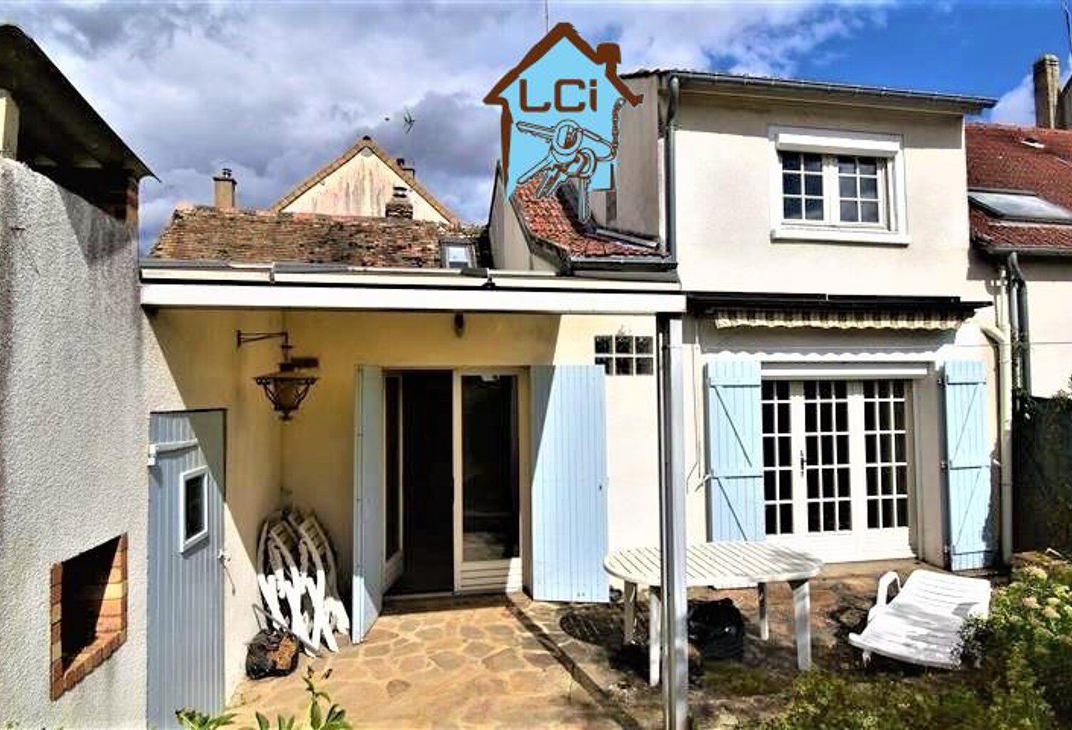 Vente maison 5 pièces 111 m² Bréval (78980) — photo 1