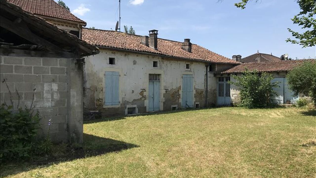 maison 10 pièces 250 m2 à vendre à Javerlhac-Et-la-Chapelle-Saint-Robert (24300)