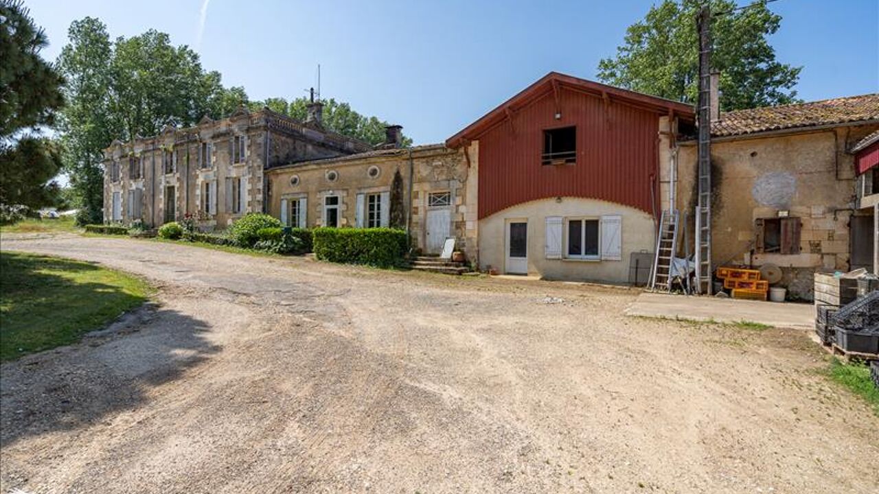 maison 13 pièces 650 m2 à vendre à Écoyeux (17770)