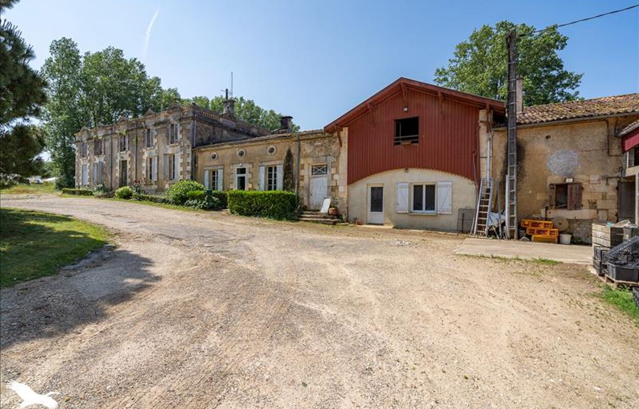 maison 13 pièces 650 m2 à vendre à Saintes (17100)