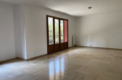 vente appartement 336 000 € à proximité de Lauris (84360)