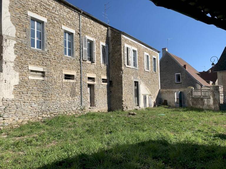 ENSEMBLE IMMOBILIER / CORBIGNY — photo 1
