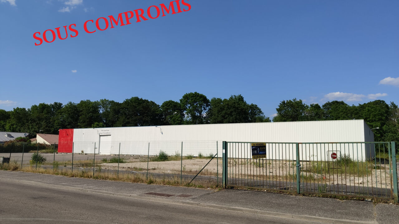 immeuble  pièces 1300 m2 à vendre à Savonnières-Devant-Bar (55000)