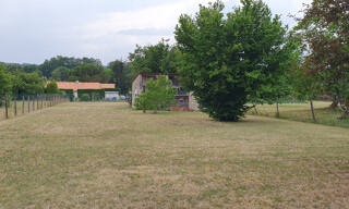 Terrain  1000 m² à vendre à Montmorillon (86500)