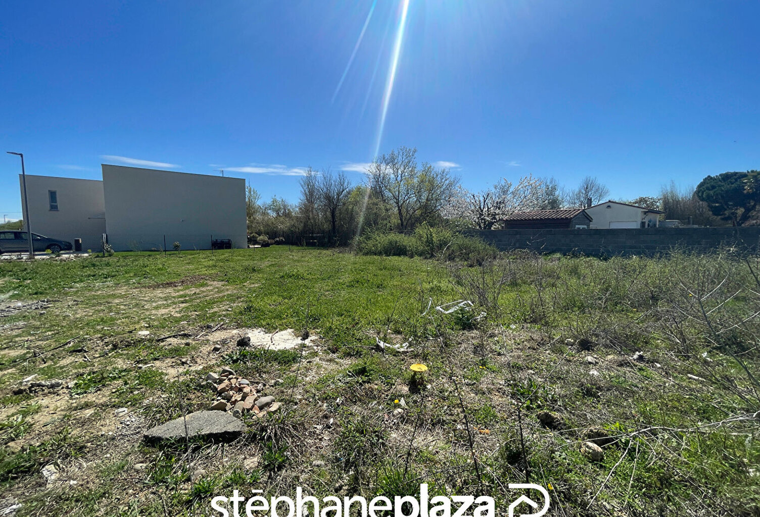 Plaza Immobilier - Plaisance du Touch - Terrain plat et viabilisé de 366 m2 — photo 1