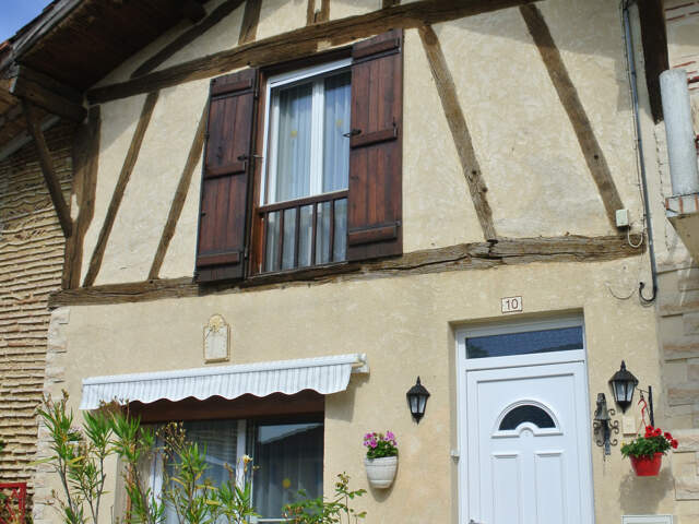 Maison de village avec 4 chambres et 2 salles d'eau — photo du bien