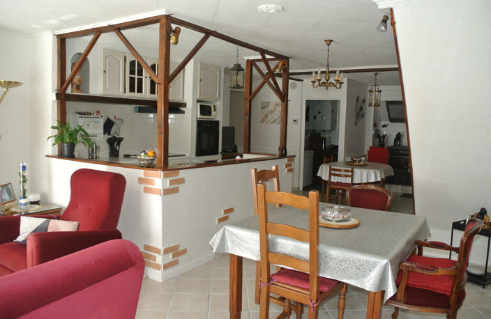 Maison de village avec 4 chambres et 2 salles d'eau — photo 2