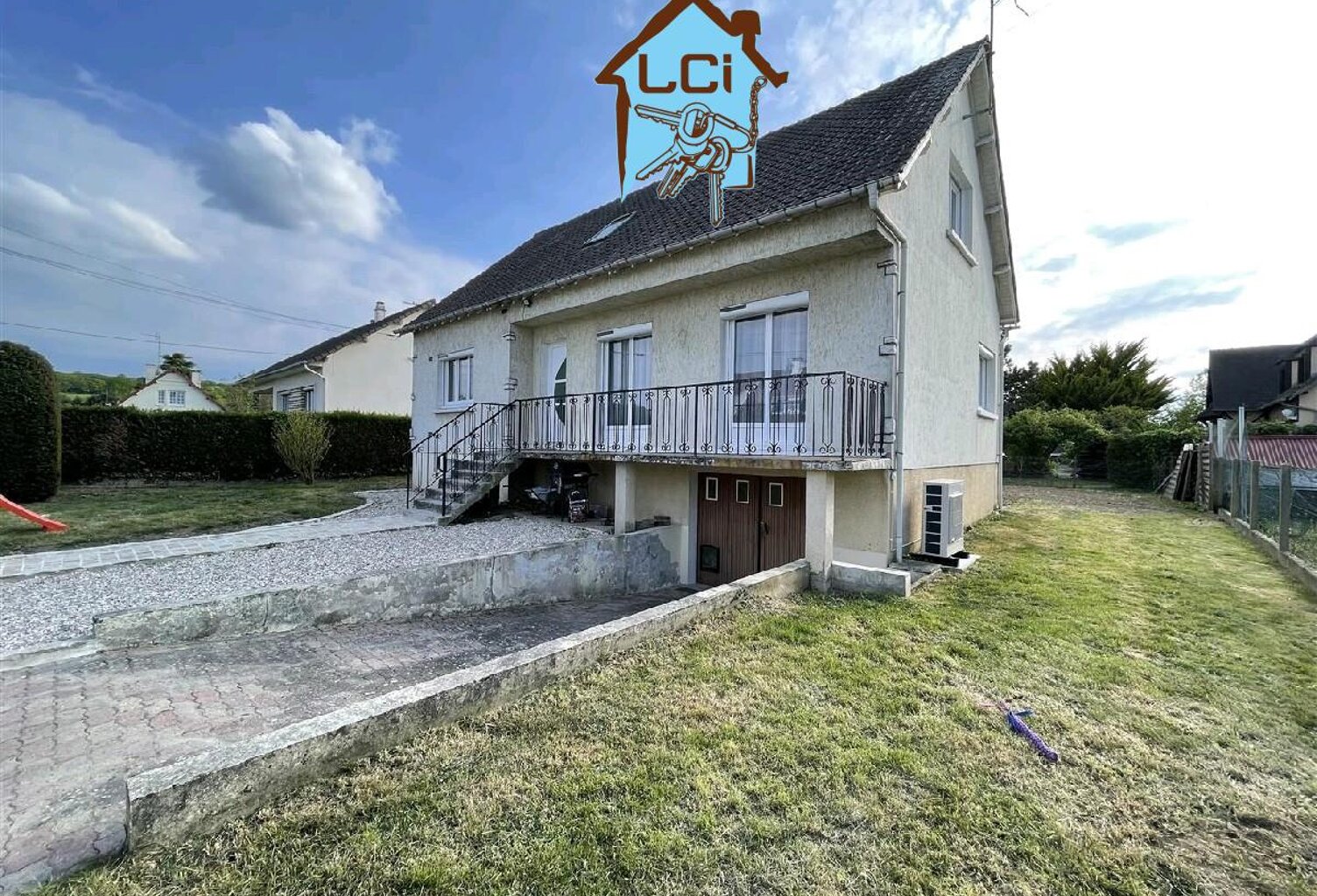 Vente maison 6 pièces 130 m² Ézy-sur-Eure (27530) — photo 1