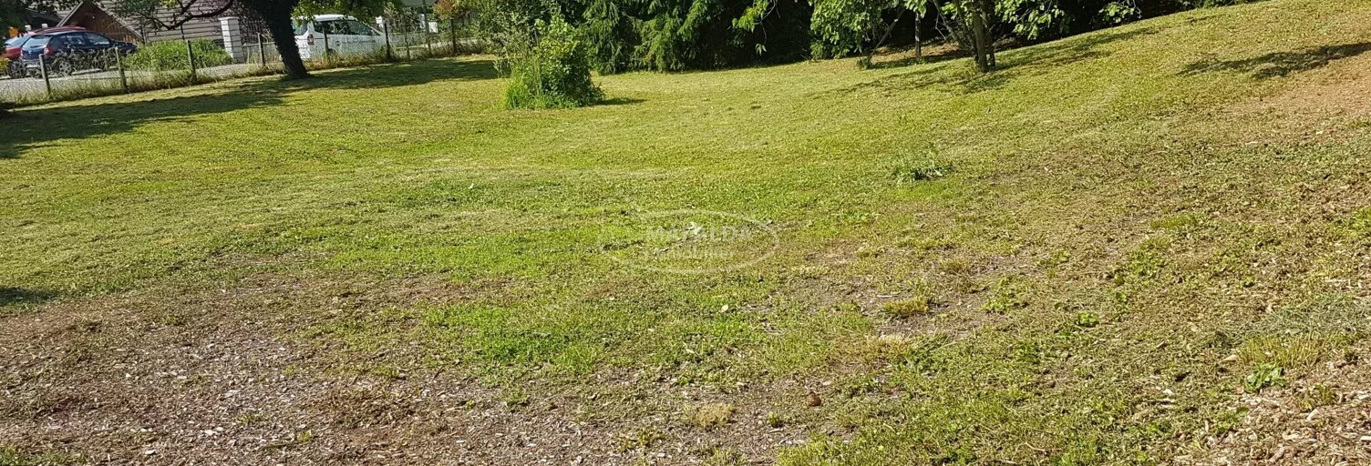 Terrain  876 m² à vendre à Marignier (74970)