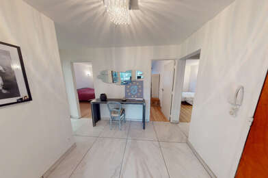 Appartement 4 pièces 249600 €