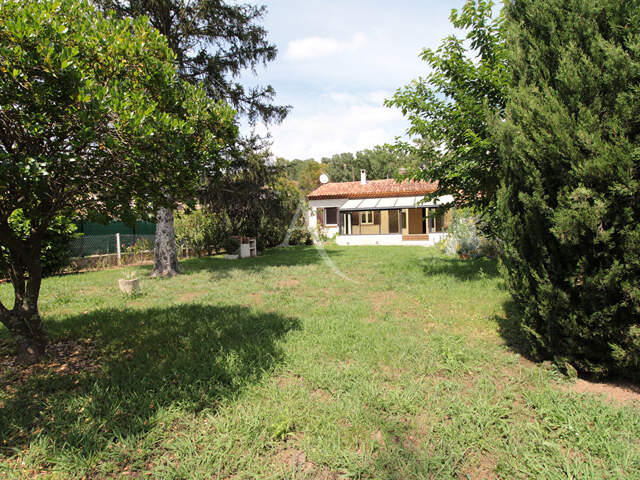 PIERREFEU-DU-VAR : Maison T3 plain-pied  sur terrain plat de ... — photo du bien