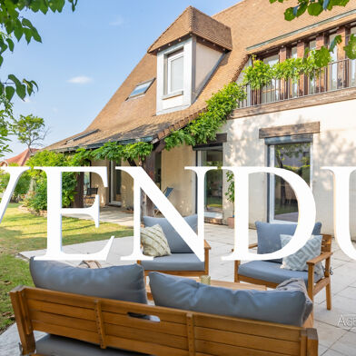 Maison 6 pièces 379000 €