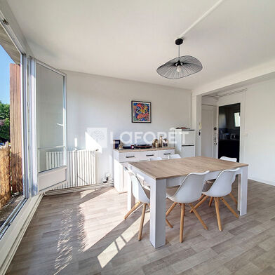 Appartement 4 pièces 93000 €