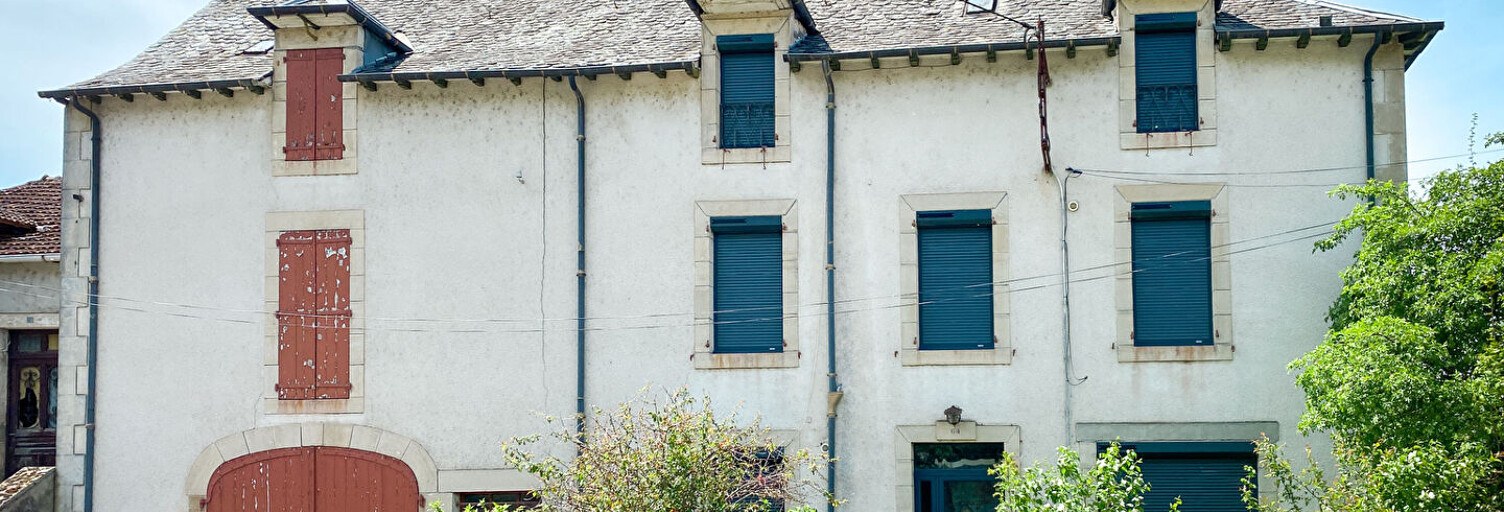 Maison 9 Pièces 228 m² à vendre à Villefranche-de-Rouergue (12200)