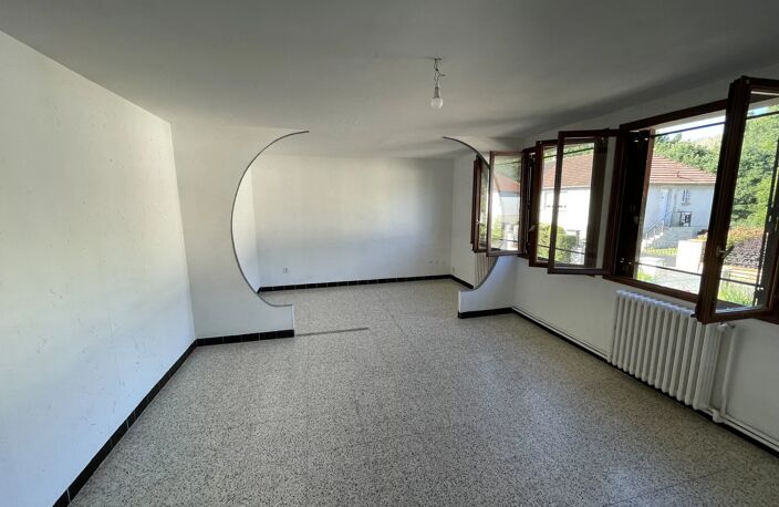 Maison Semi Mitoyenne Secteur Tergnier — photo 2