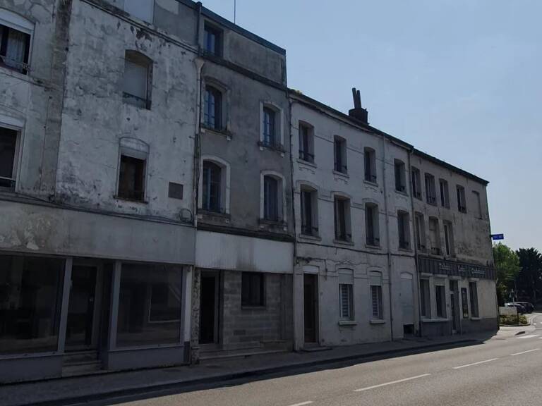 Appartement   à vendre 77 m² — photo 1