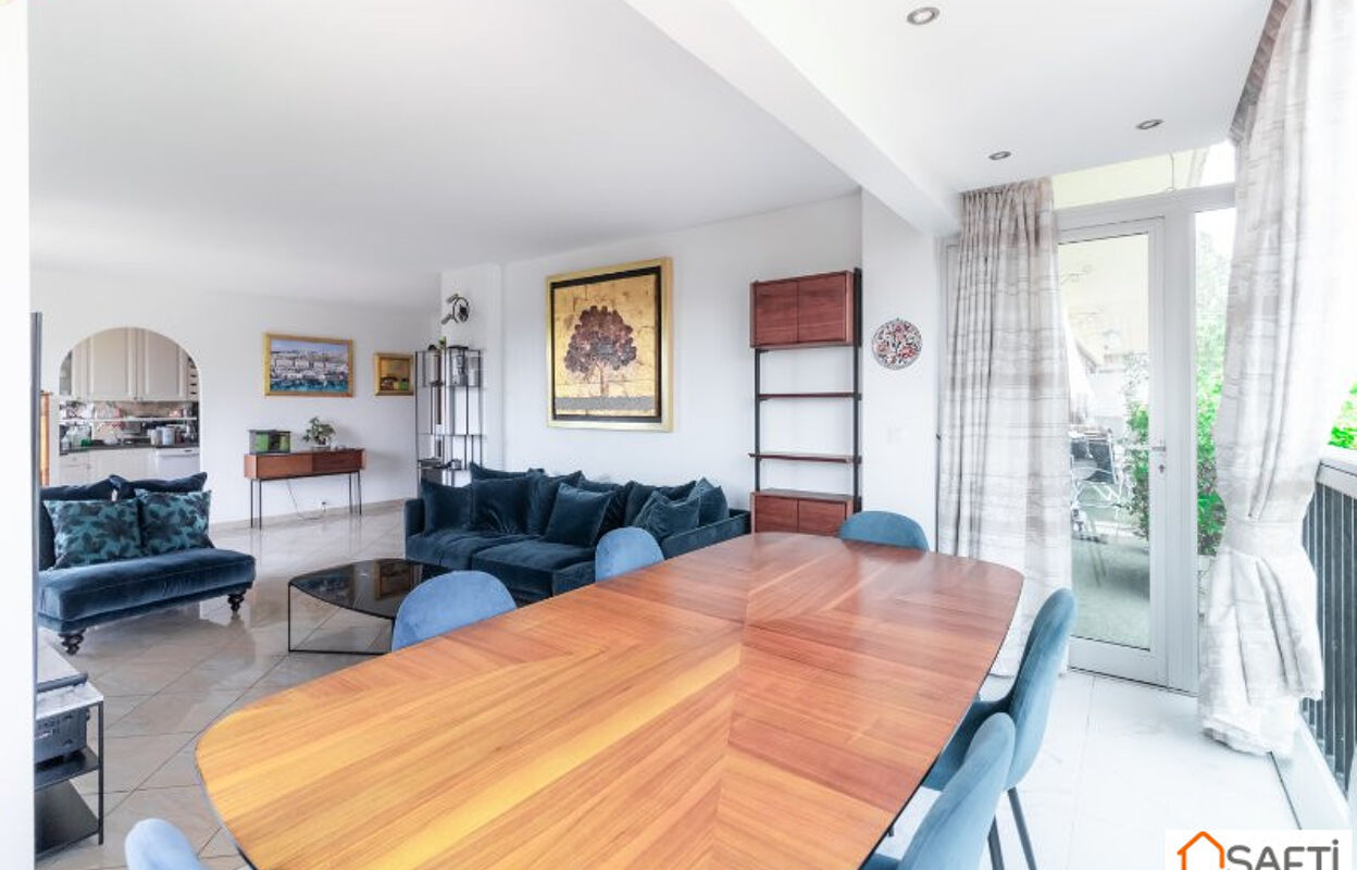 appartement 5 pièces 121 m2 à vendre à Le Chesnay-Rocquencourt (78150)