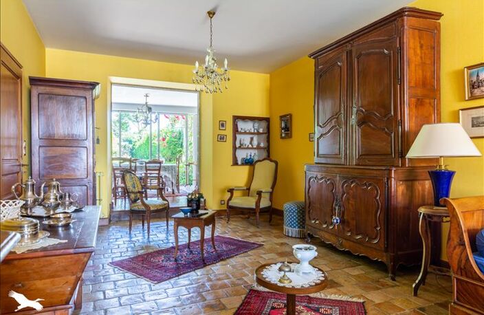 Maison de ville de 11 pièces principales — photo 2