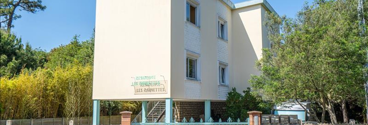 Immeuble   m² à vendre à Soulac-sur-Mer (33780)