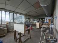 LOCAL D'ACTIVITE A VENDRE — photo 4