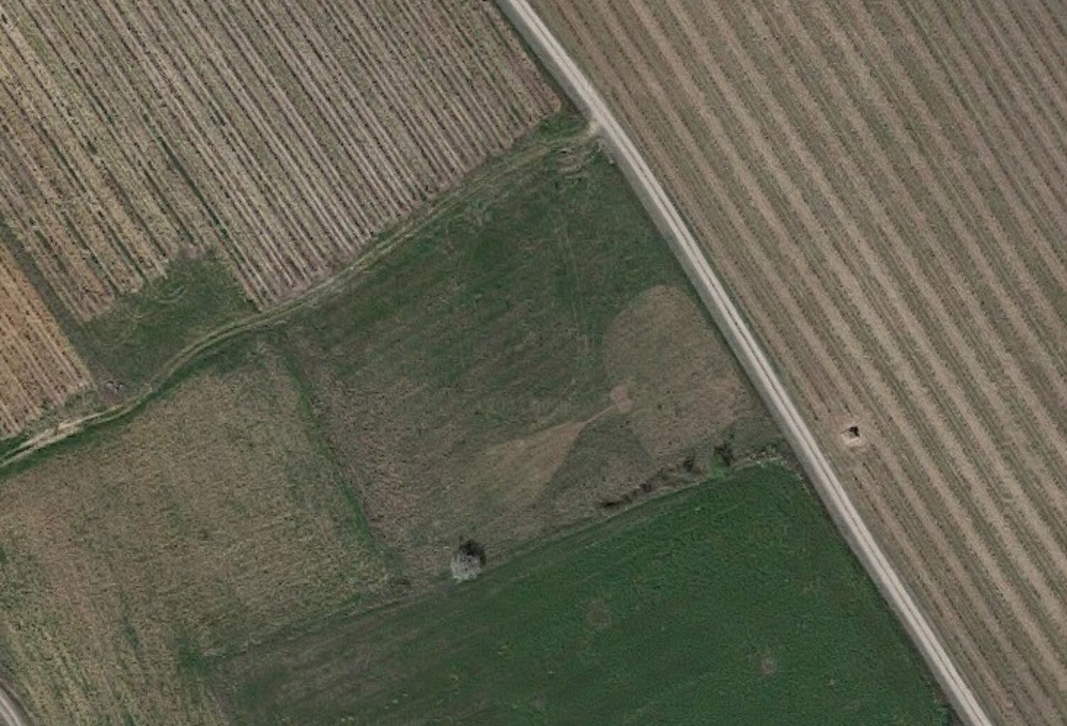 Terrain de loisir 4700m2. — photo 1
