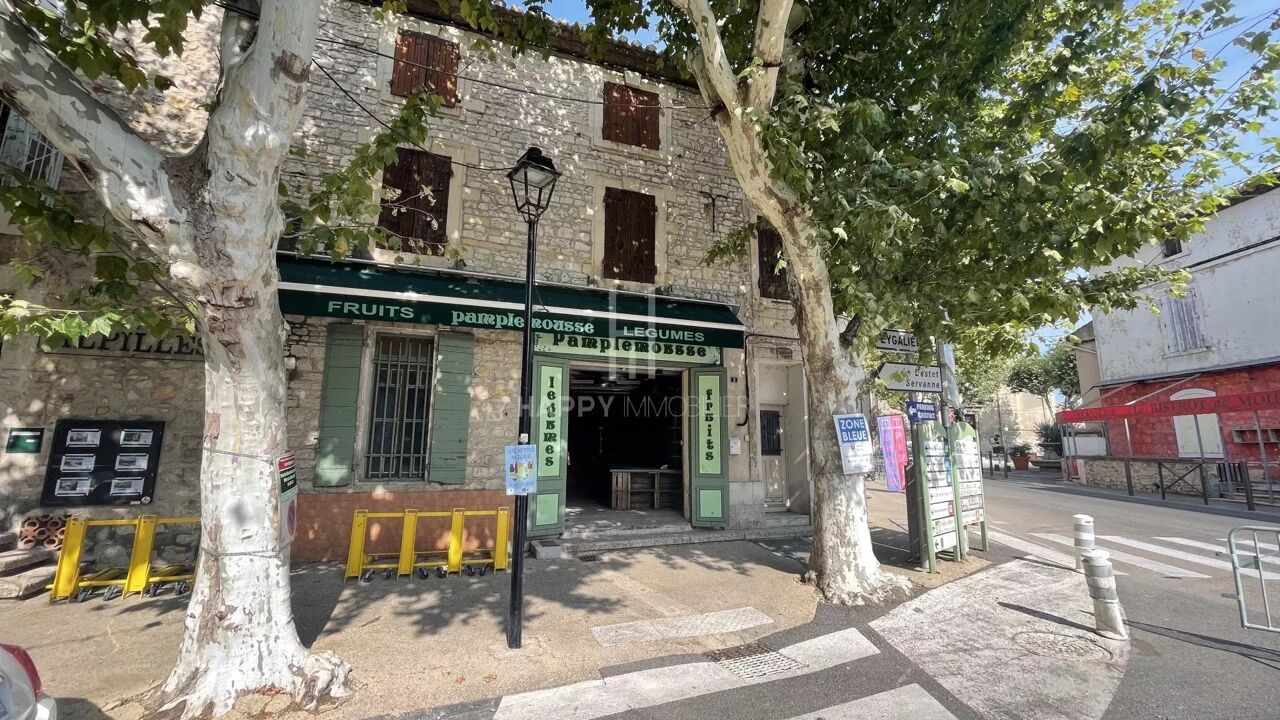 commerce 10 pièces 183 m2 à vendre à Mouriès (13890)