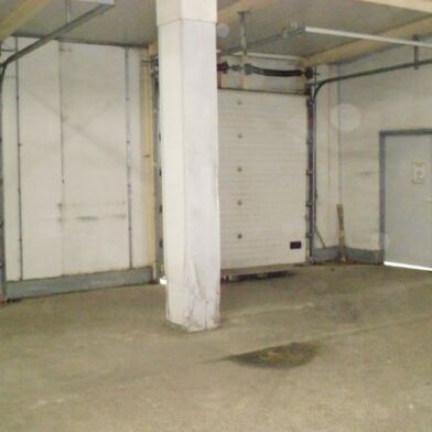 Commerce  299000 €