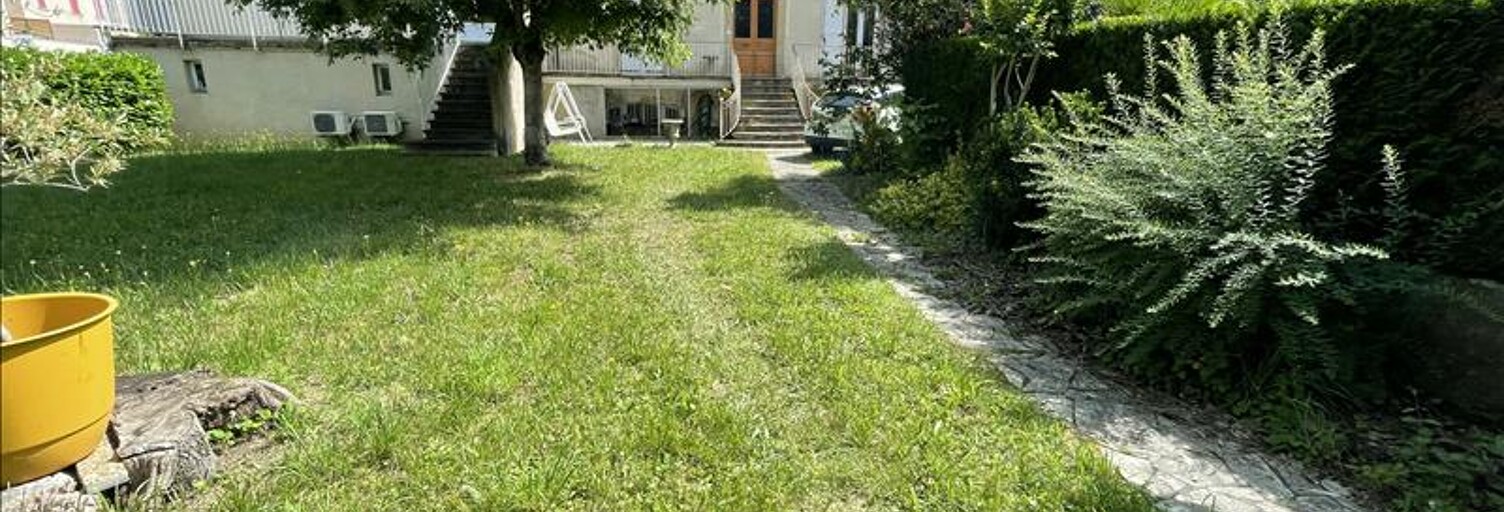 Maison 5 Pièces 256 m² à vendre à Saint-Céré (46400)