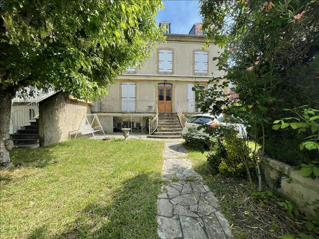 Maison de ville de 5 pièces principales — photo du bien
