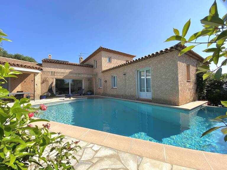 TRES BELLE VILLA  7 PIECES 175 M HABITABLES — photo 1