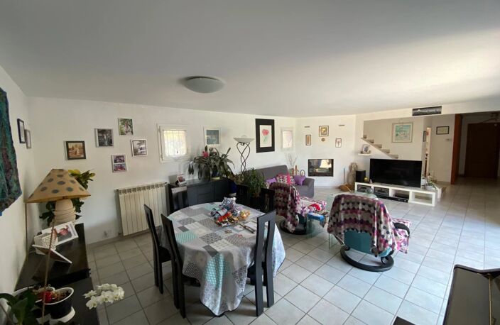 TRES BELLE VILLA  7 PIECES 175 M HABITABLES — photo 5