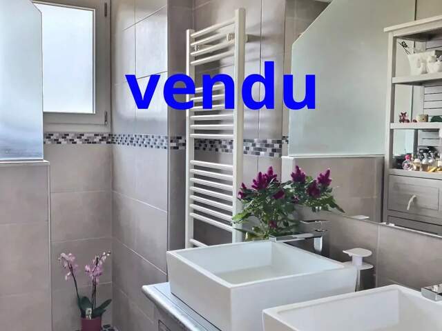 LOIRE SUR RHONE - MAISON INDIVIDUELLE SUR 2 NIVEAUX — photo du bien