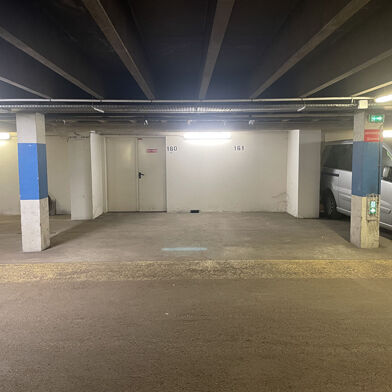 Parking 11 m²