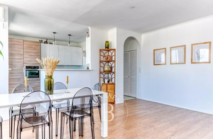 Lyon 6 - Tête D'Or - Appartement meublé de 130,74 m² - Loggia - 4 Chambres — photo 2