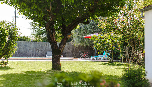 Villa / Maison 8 pièces  à vendre Surgères 17700