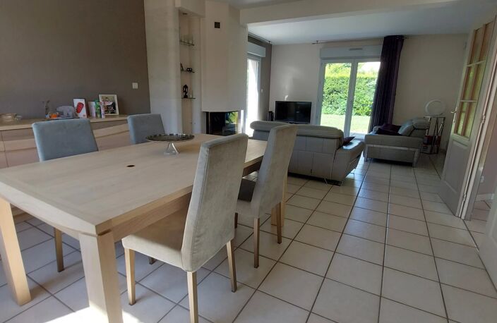 DIJON PROCHE - Maison Familliale — photo 2
