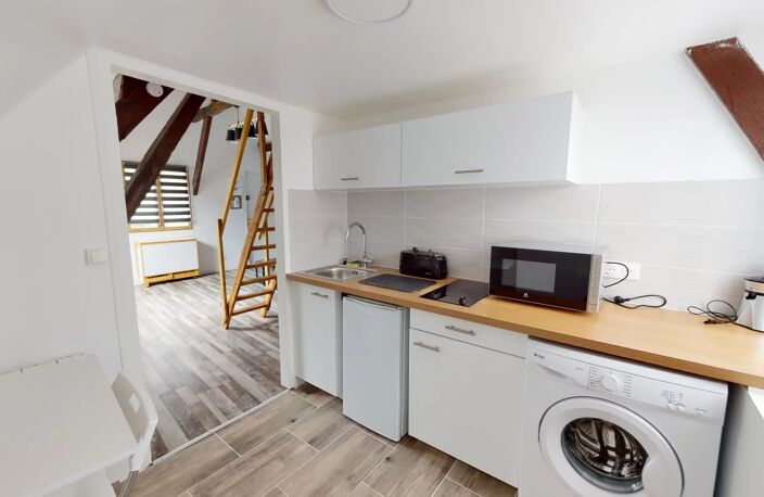 T2 meublé avec mezzanine en Basse Ville de Chartres — photo 2
