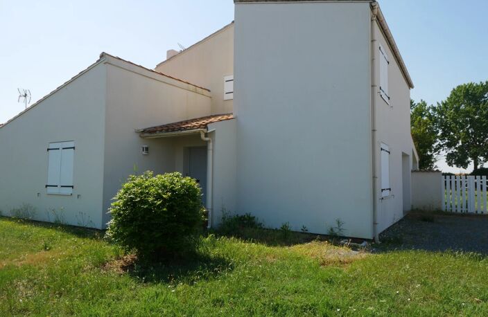 Maison à Saint Christophe — photo 3