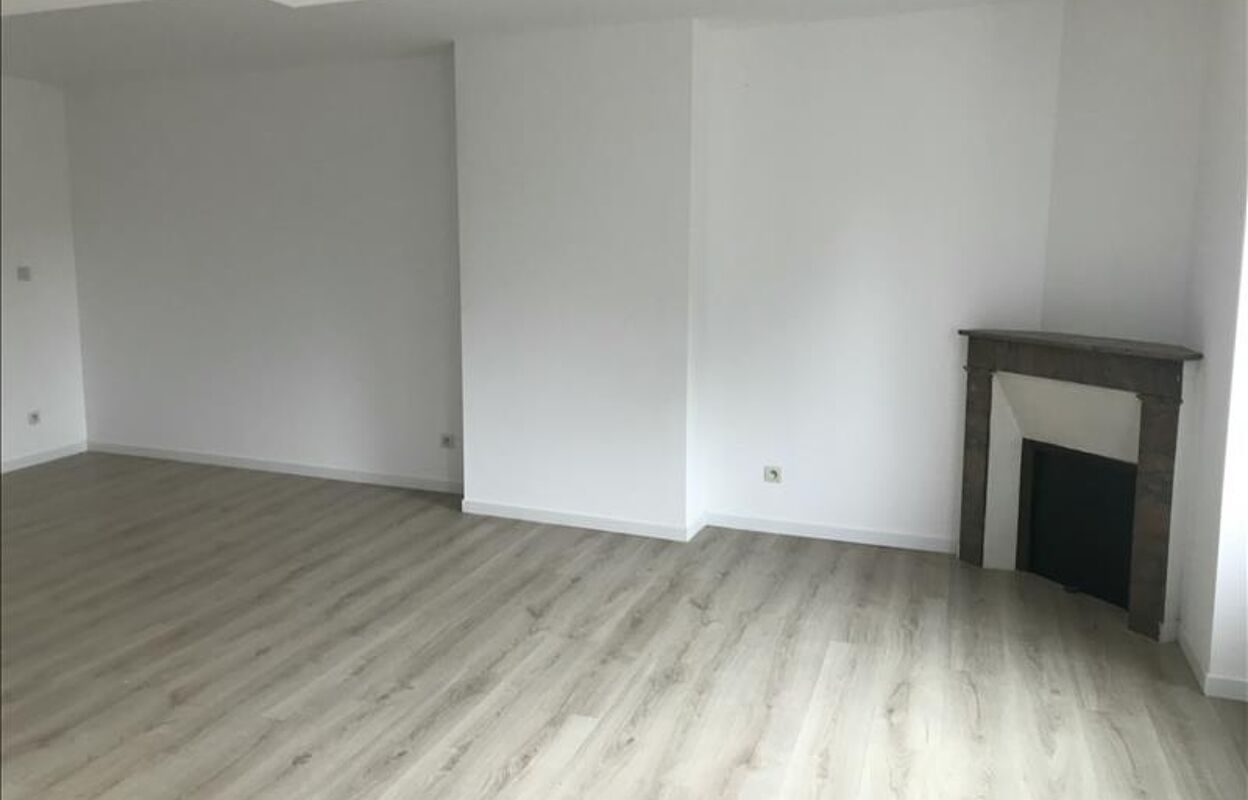 maison 4 pièces 170 m2 à vendre à Saint-Laurent-de-Cognac (16100)