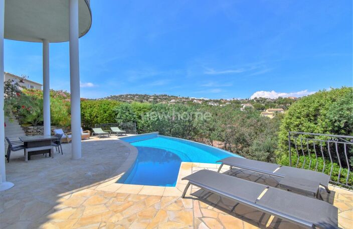 Charmante Villa Provençale avec Vue Mer et Piscine à Débordem... — photo 3
