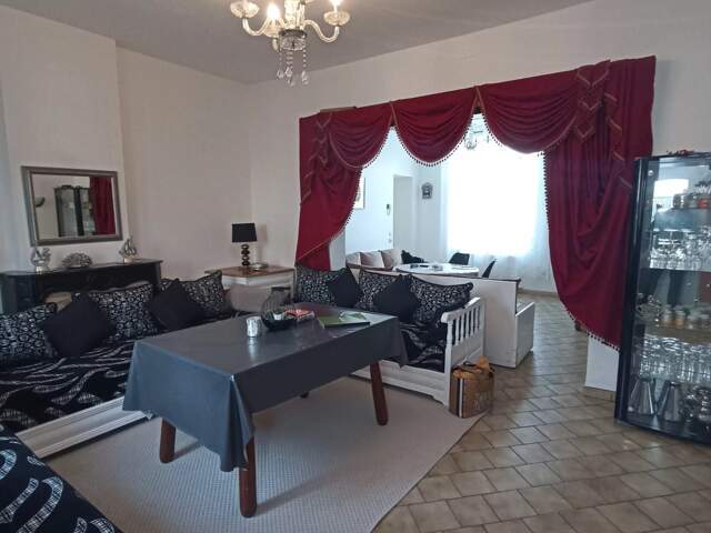 Vente - Maison de Ville — photo du bien