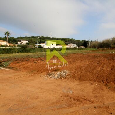 Terrain 490 m²