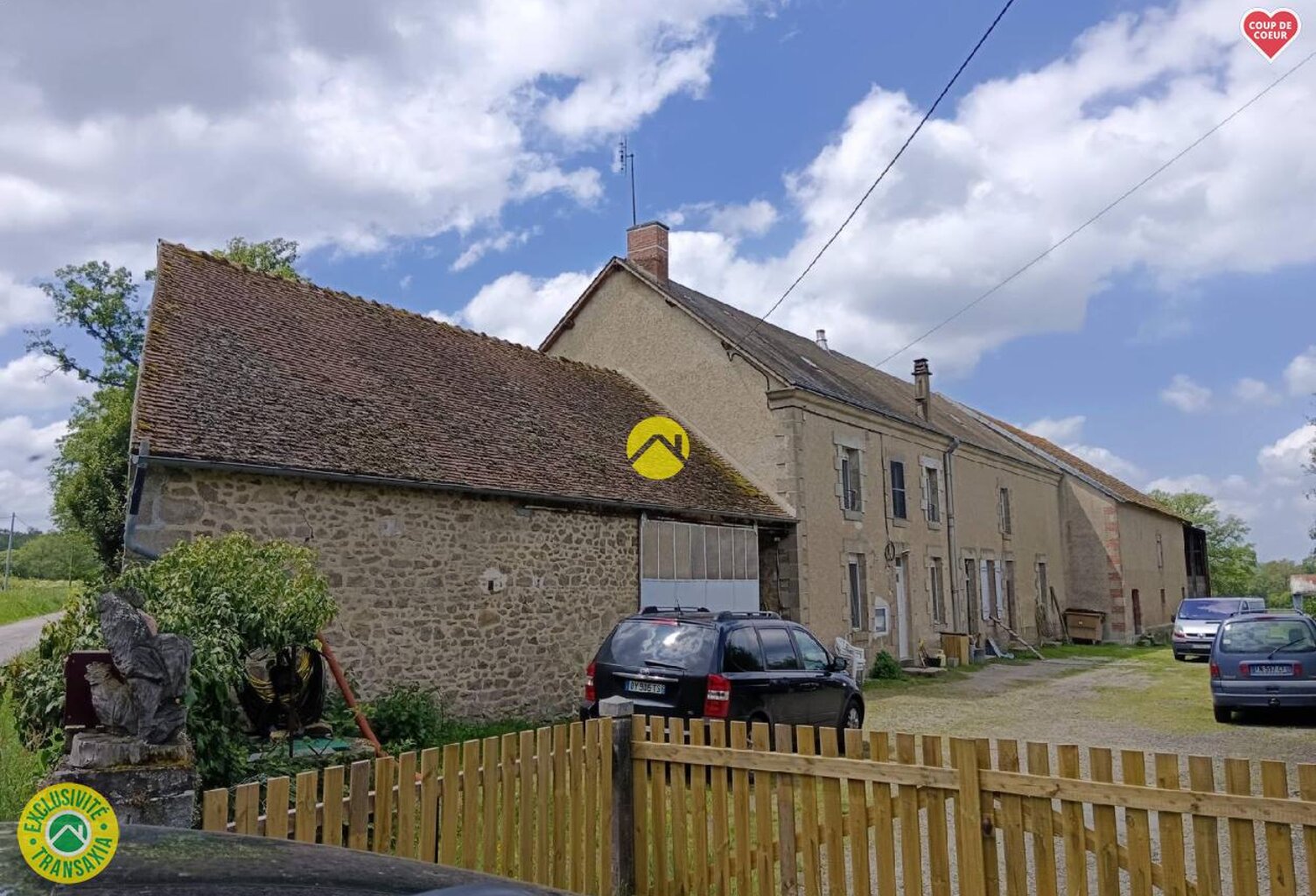 Corps de ferme sur 1ha78a38ca — photo 1