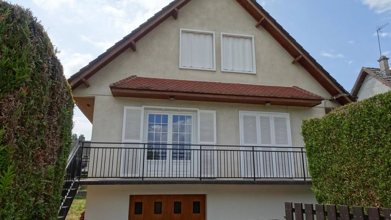 maison 10 pièces  m2 à vendre à Moulins-Engilbert (58290)