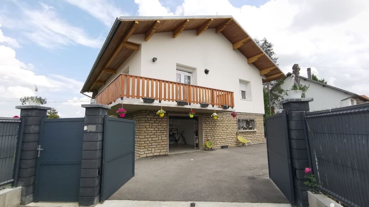 maison 7 pièces 210 m2 à vendre à Le Pont-de-Beauvoisin (38480)